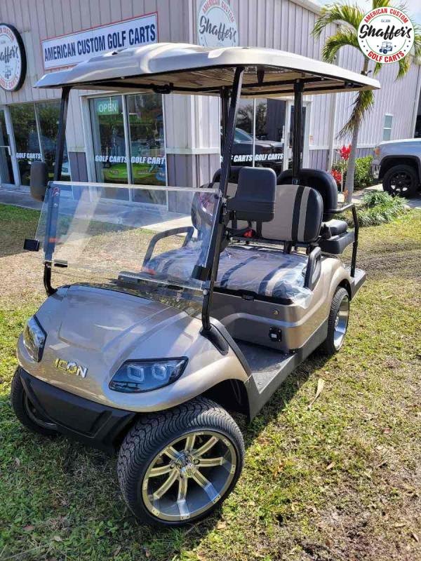 New 2022 Icon i40 4 Passenger Golf Cart with Custom Wheels For Sale